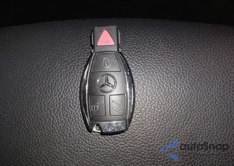 2018 Mercedes-Benz Gla 250 4Matic z USA, uszkodzony, nr VIN WDCTG4GB7JJ520063